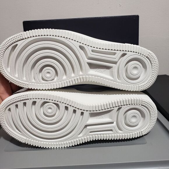 Nike Women's Sz 10 Air Force 1 PLT .AF. ORM Summit White Silver DJ9946-101 NEW - Picture 13 of 13